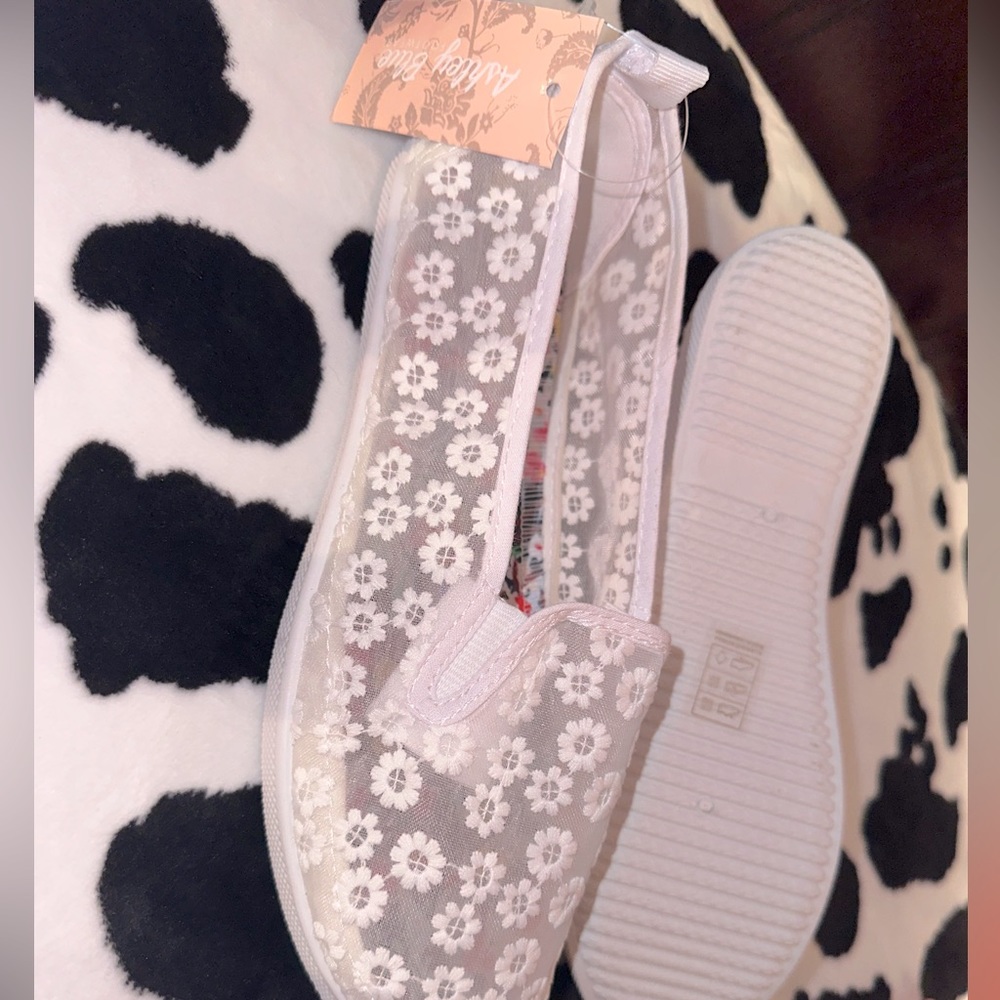 White flats